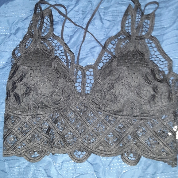 Bralette's - Picture 4 of 4